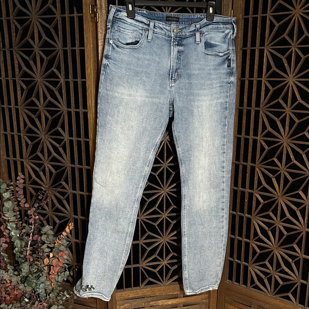 SILVER JEANS MOST WANTED STRAIGHT LEG 33/31